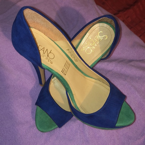 Shoes - Picture 1 of 6